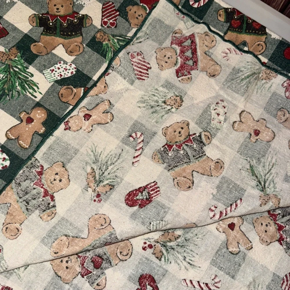 Christmas Tablecloth 44x58 Green Buffalo Check Teddy Bear Gingerbread Holiday